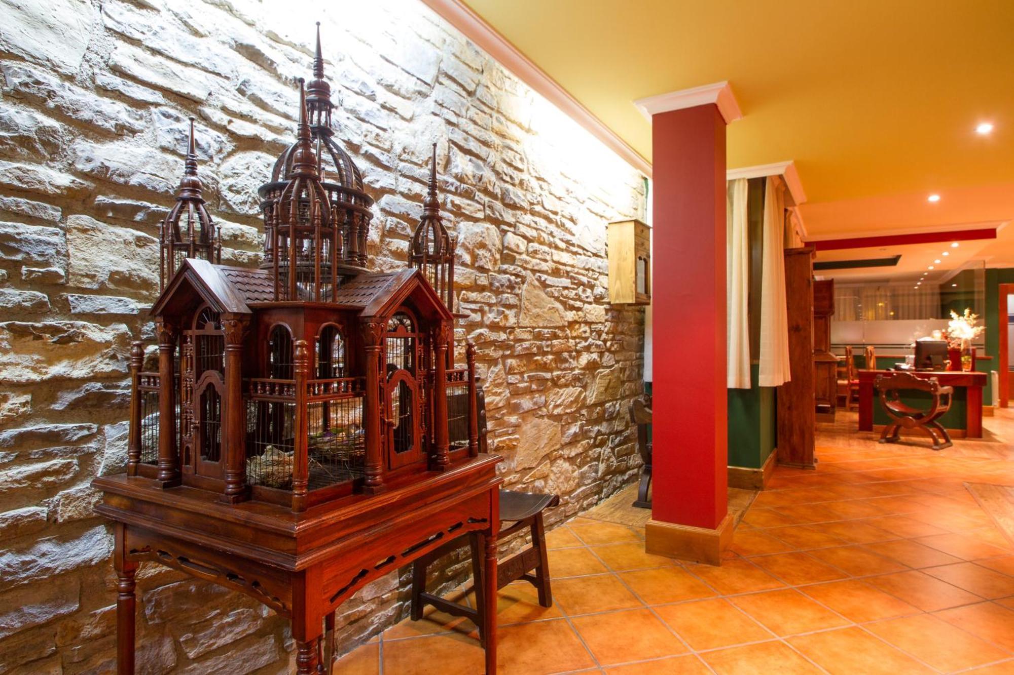 Gran Chalet Hotel & Petit Spa เบียญา ภายนอก รูปภาพ