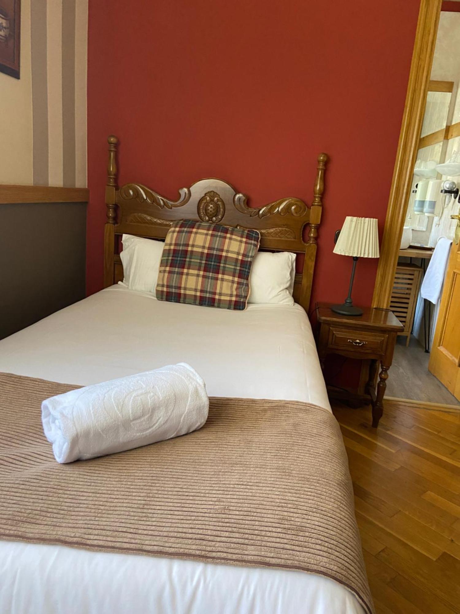 Gran Chalet Hotel & Petit Spa เบียญา ห้อง รูปภาพ