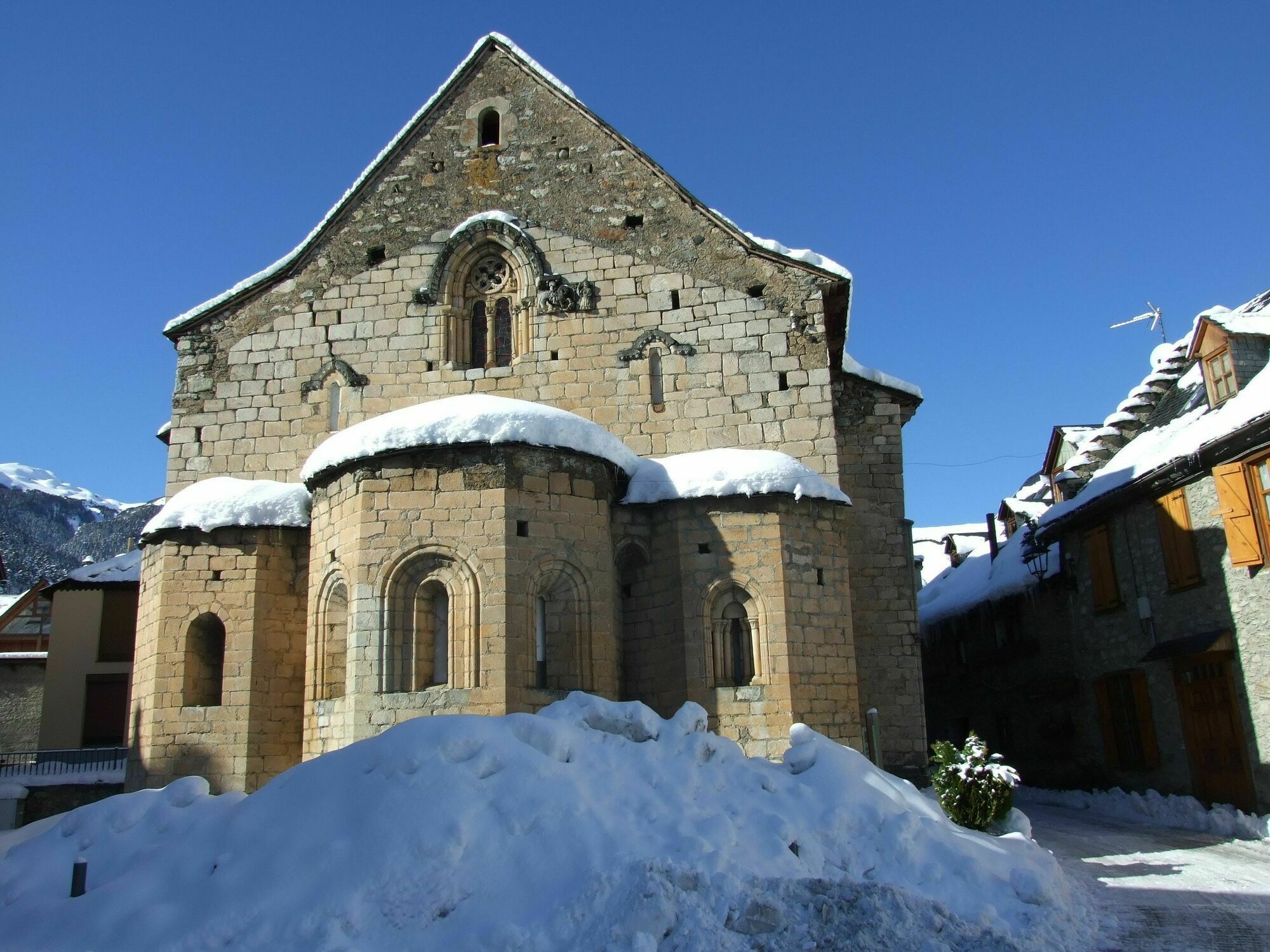 Gran Chalet Hotel & Petit Spa เบียญา ภายนอก รูปภาพ